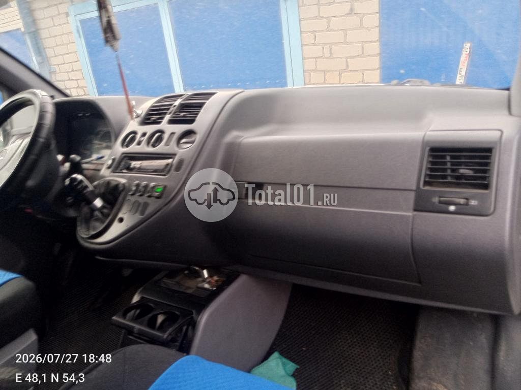 Фото Mercedes-Benz Vito 12
