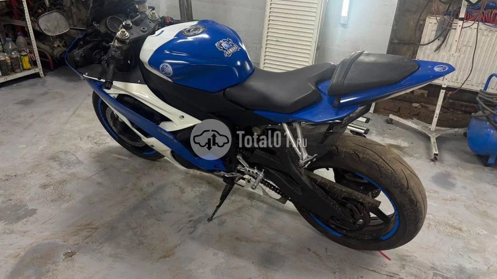 Фото Yamaha YZF-R6 10