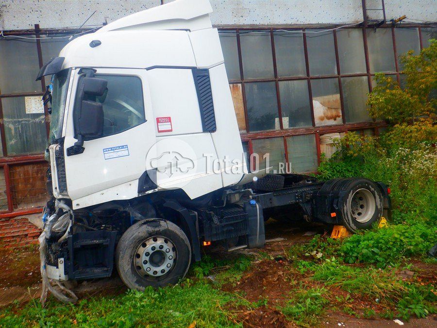 Фото Renault T-Series 6