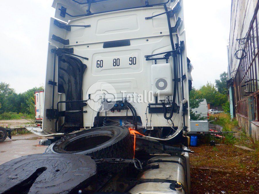 Фото Renault T-Series 12
