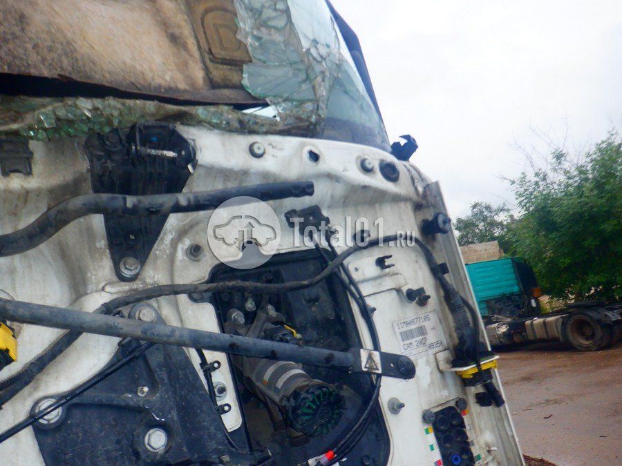 Фото Renault T-Series 26