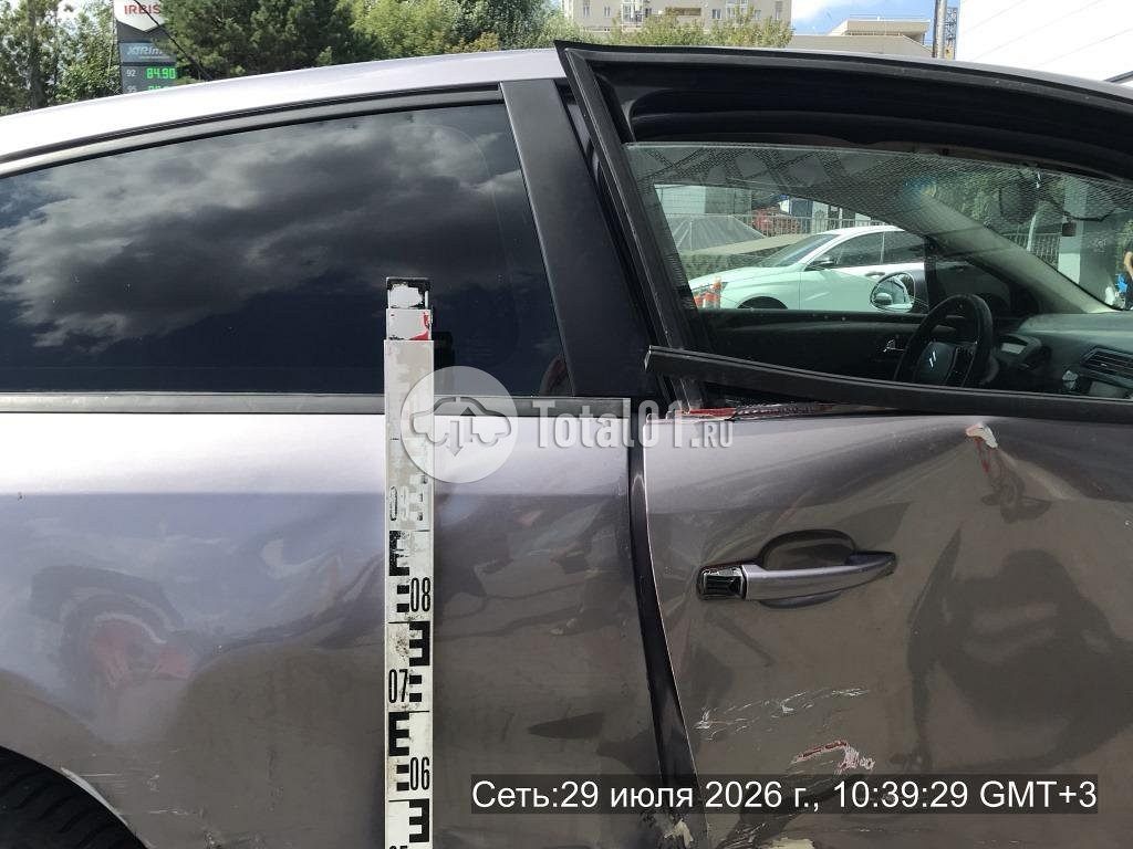 Фото Citroen C4 14