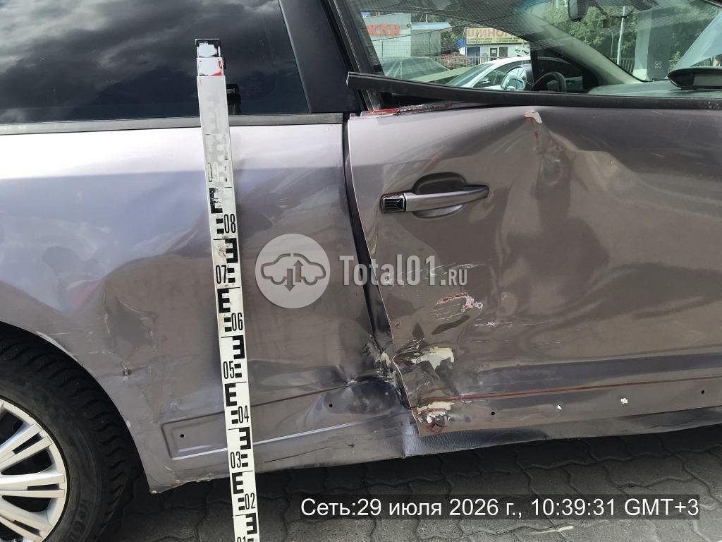 Фото Citroen C4 16
