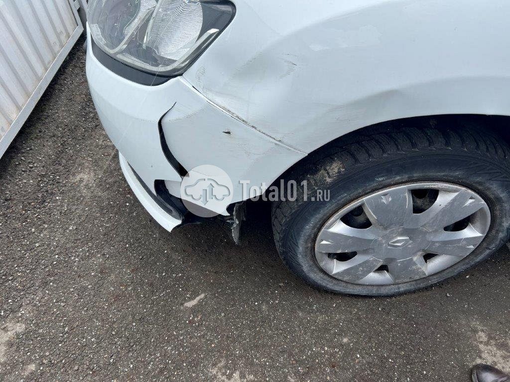 Фото Renault Logan 42