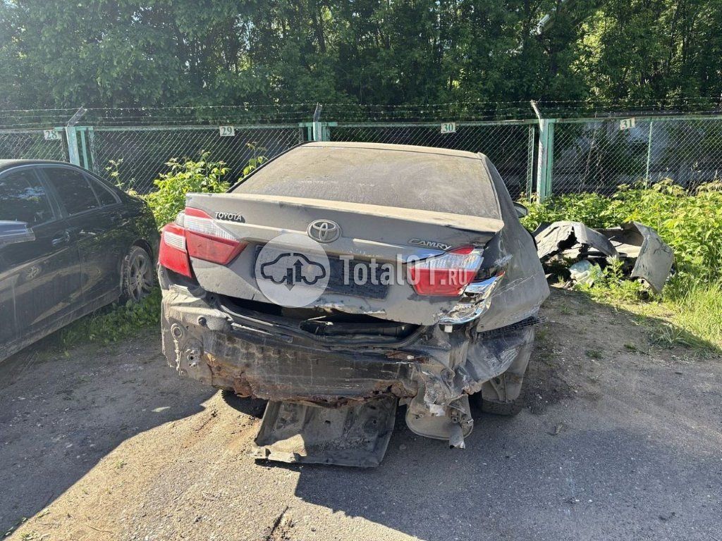 Фото Toyota Camry 12