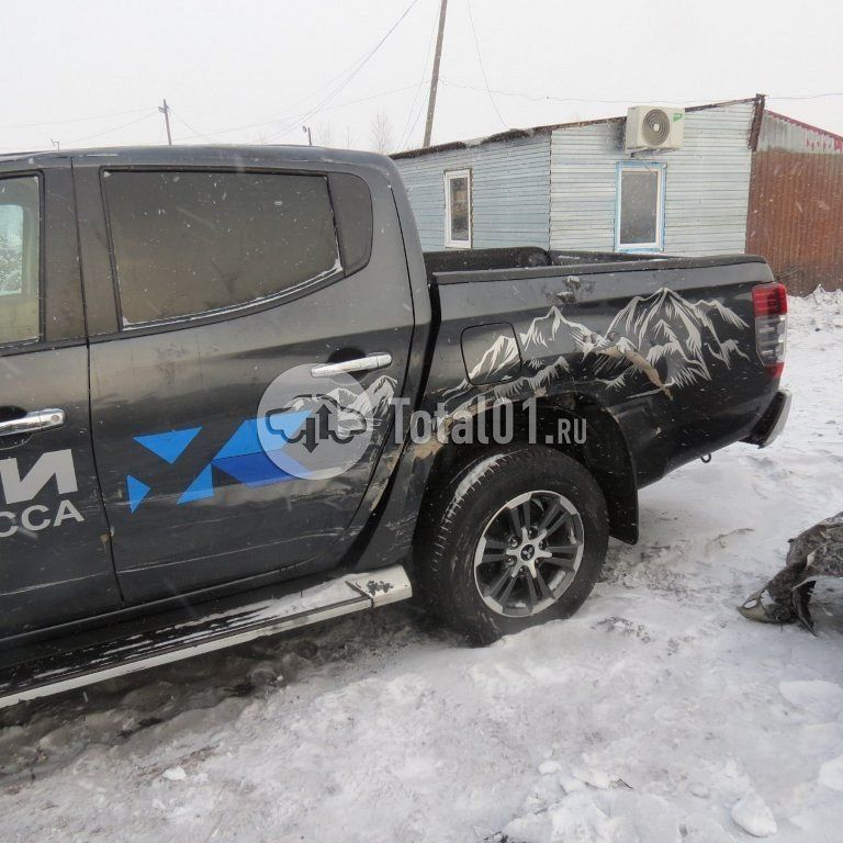 Фото Mitsubishi L200 12