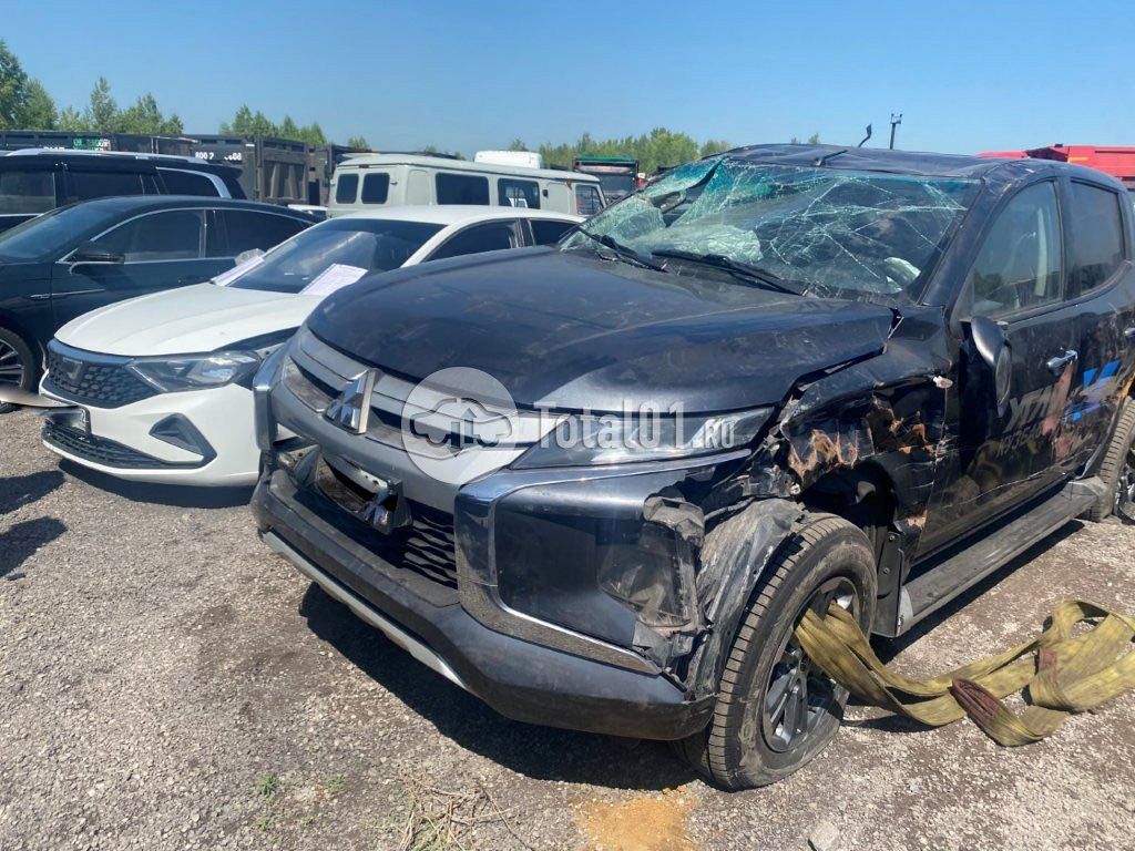 Фото Mitsubishi L200 30