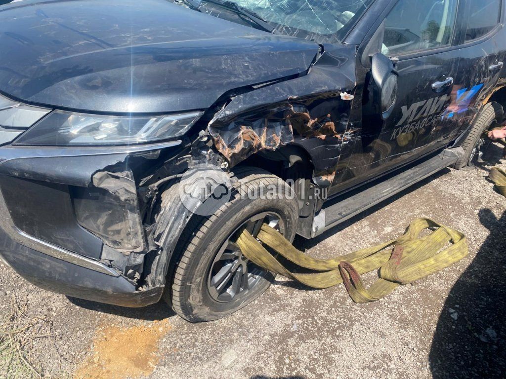 Фото Mitsubishi L200 32