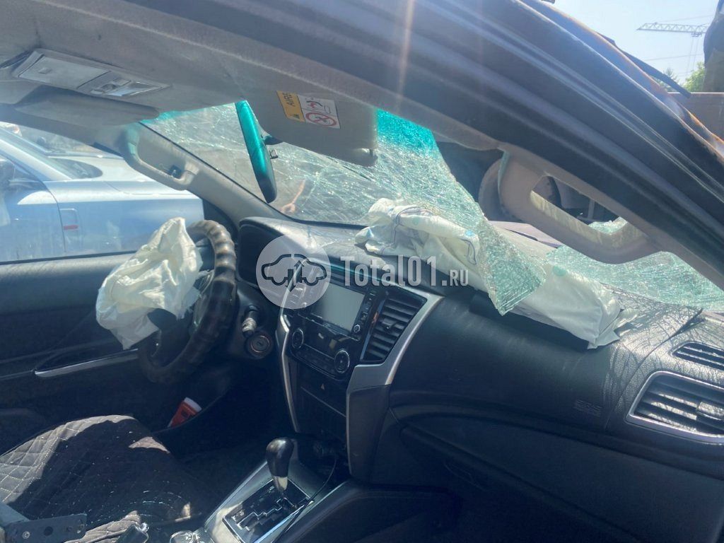 Фото Mitsubishi L200 42