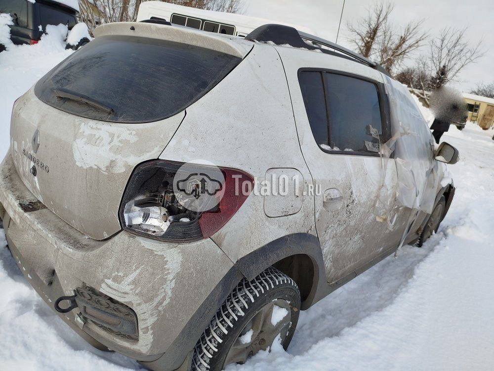 Фото Renault Sandero 12