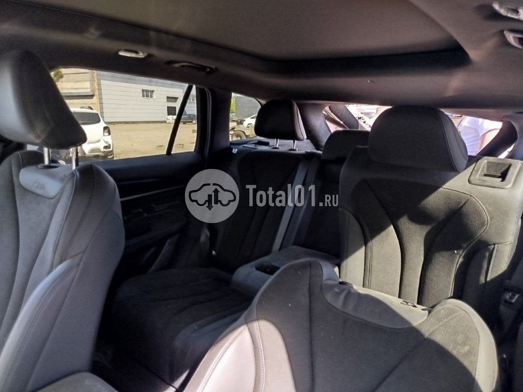 Фото Geely Monjaro 34
