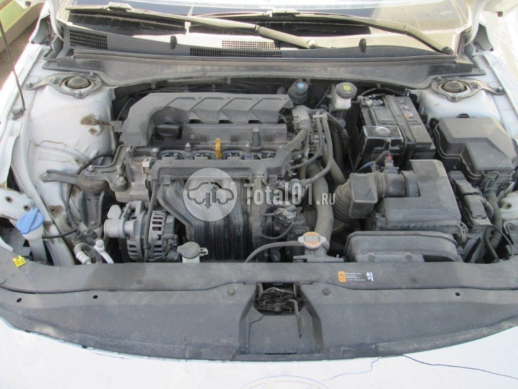 Фото Hyundai Elantra 18