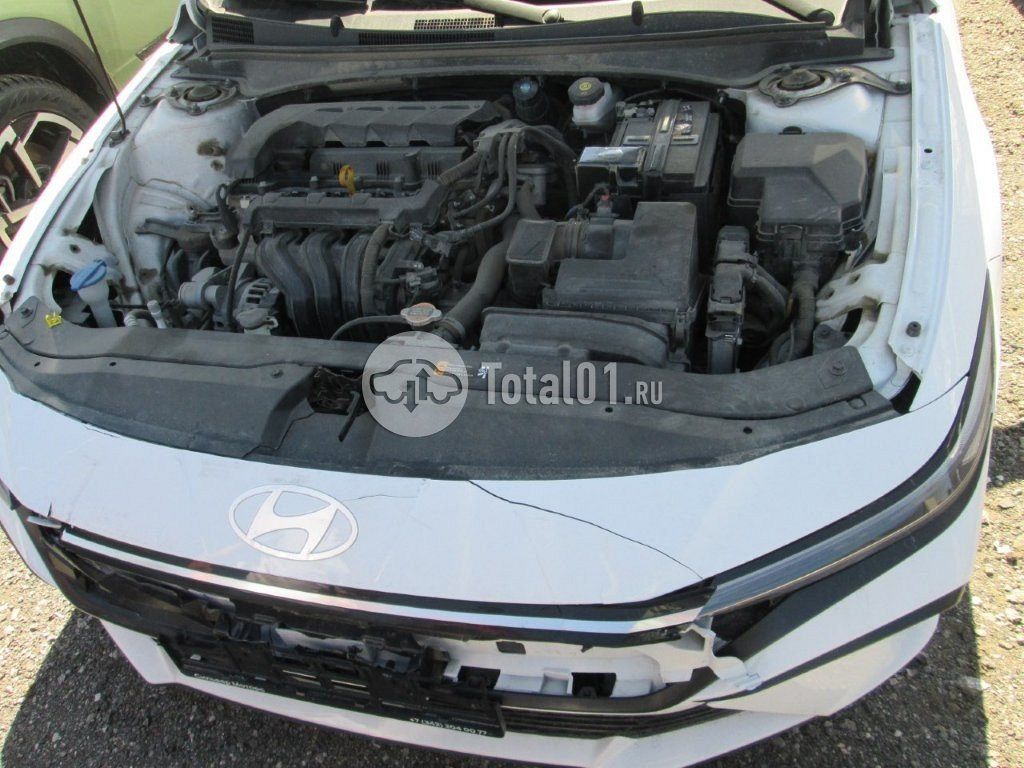 Фото Hyundai Elantra 20