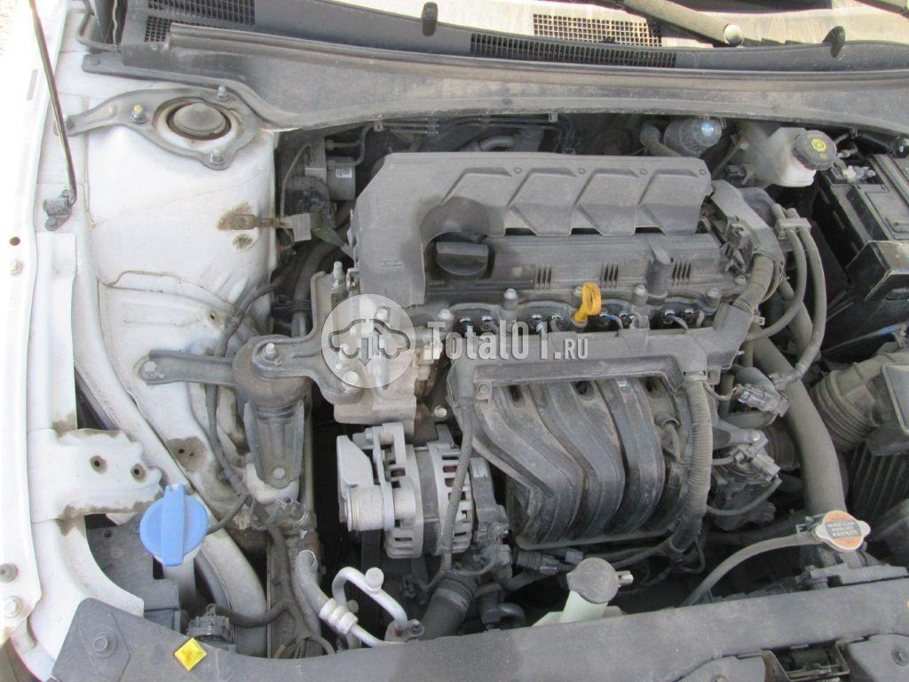 Фото Hyundai Elantra 24