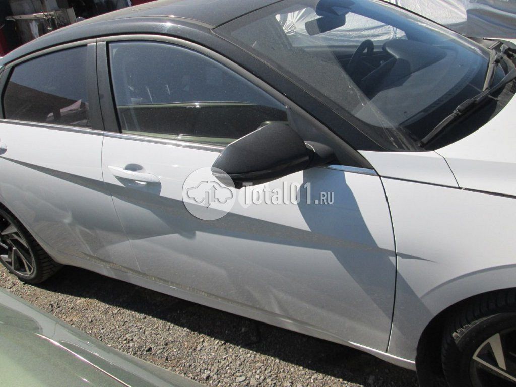 Фото Hyundai Elantra 28