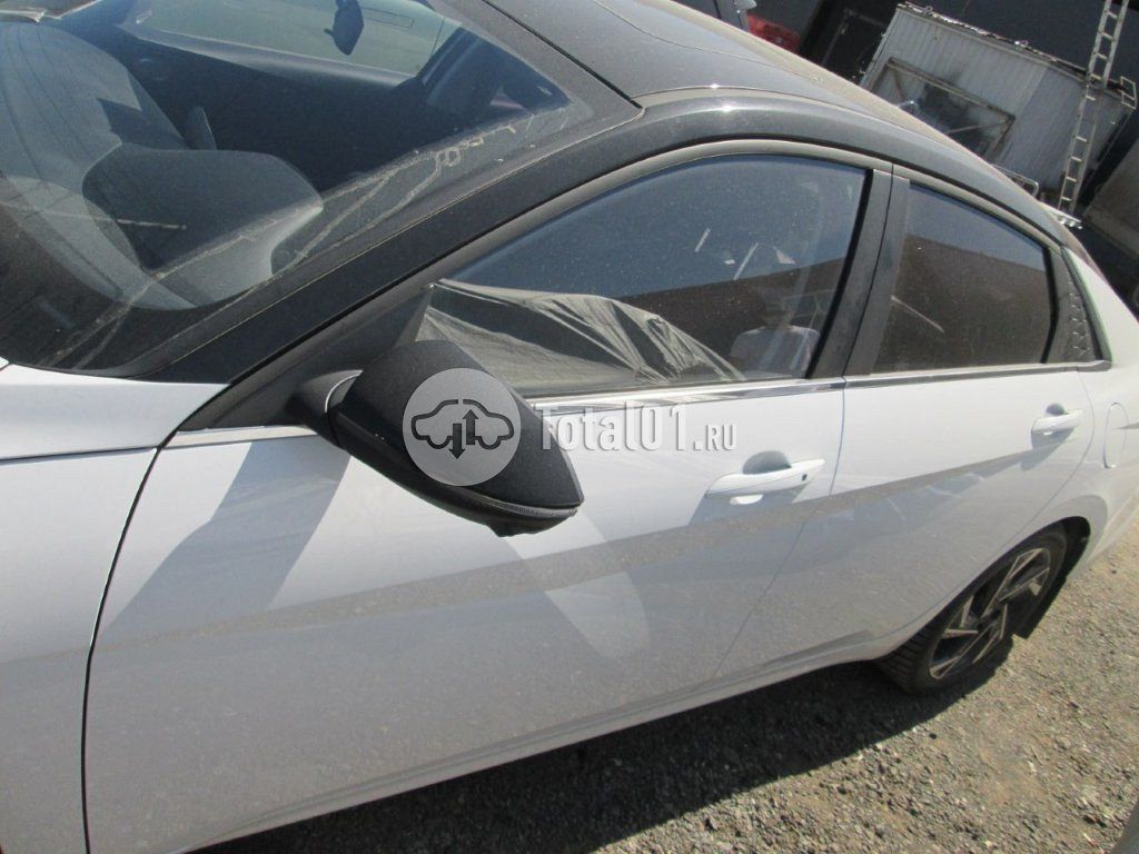 Фото Hyundai Elantra 36