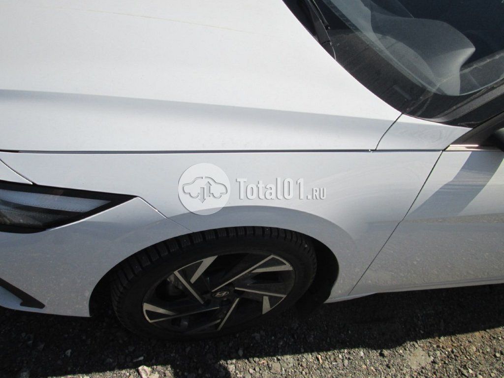 Фото Hyundai Elantra 38
