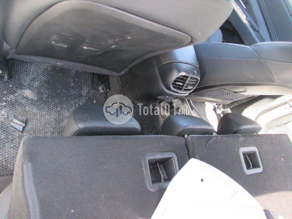 Фото Hyundai Elantra 78