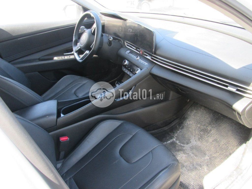 Фото Hyundai Elantra 86