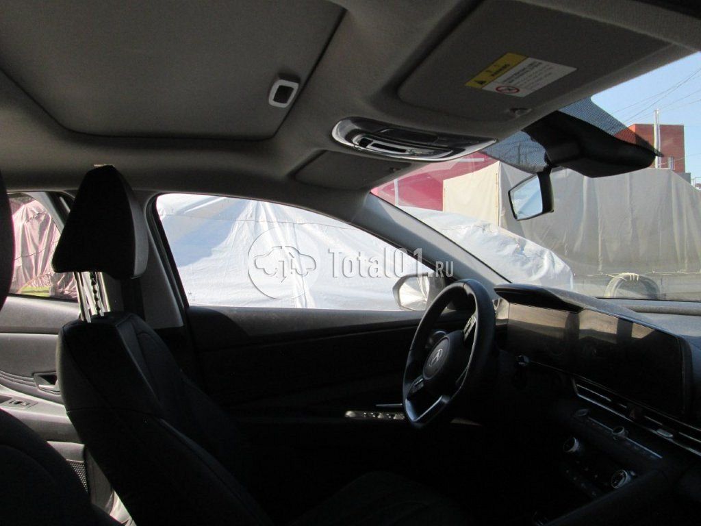 Фото Hyundai Elantra 88