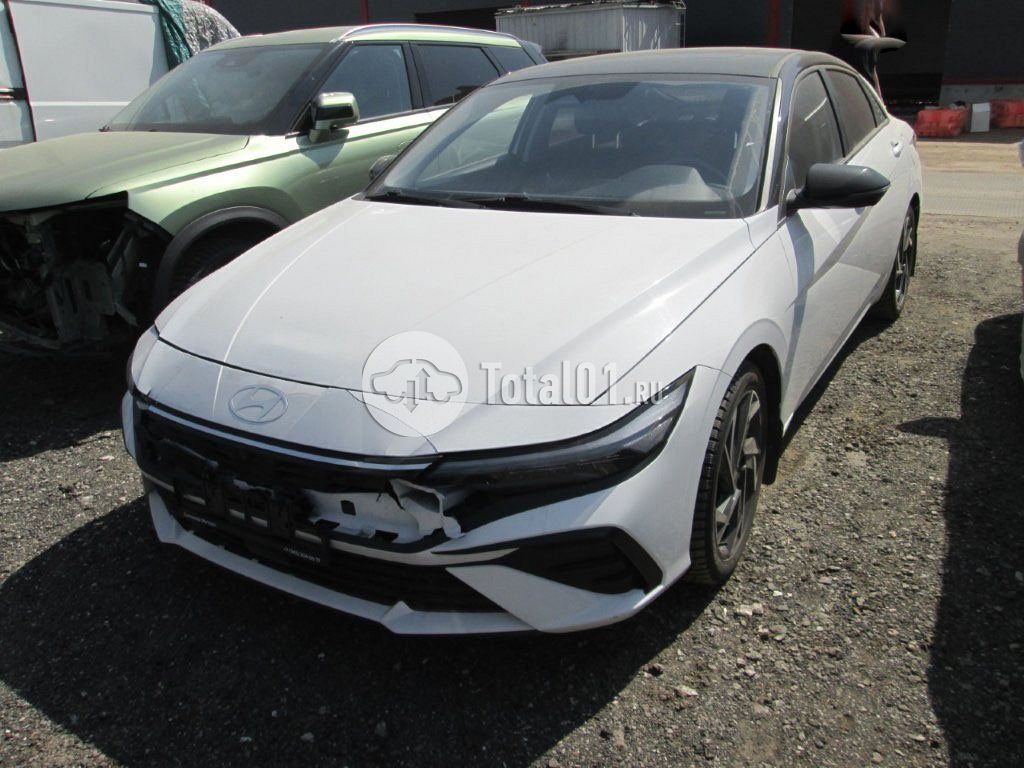 Фото Hyundai Elantra 114
