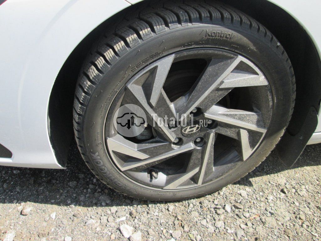 Фото Hyundai Elantra 116