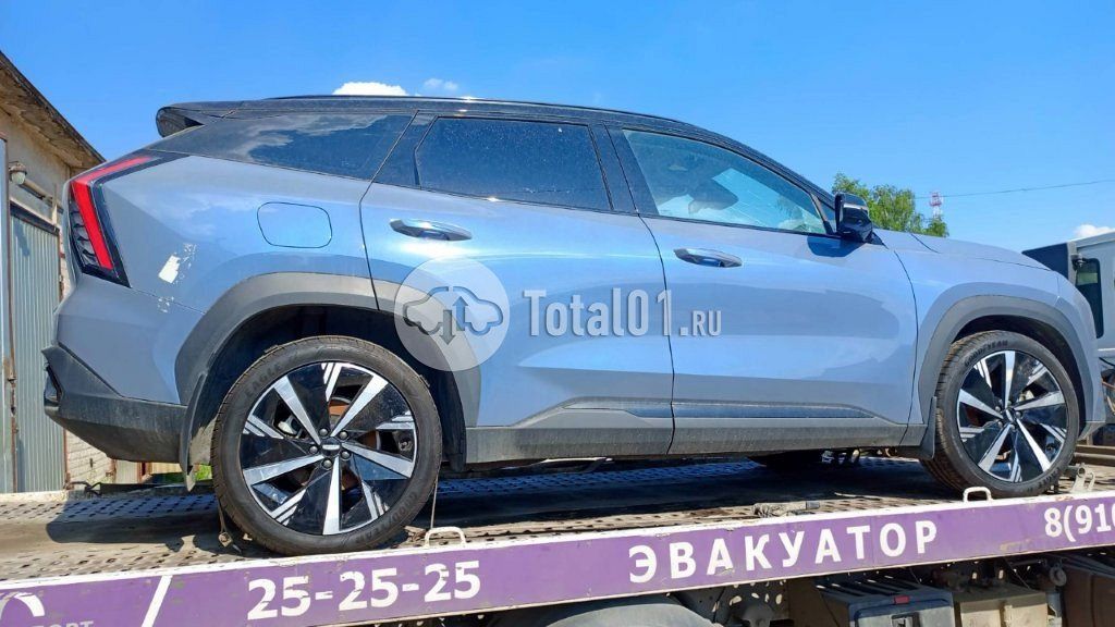 Фото Geely Atlas 10