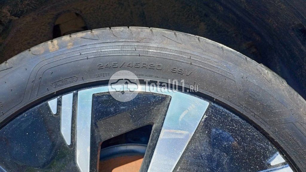 Фото Geely Atlas 14