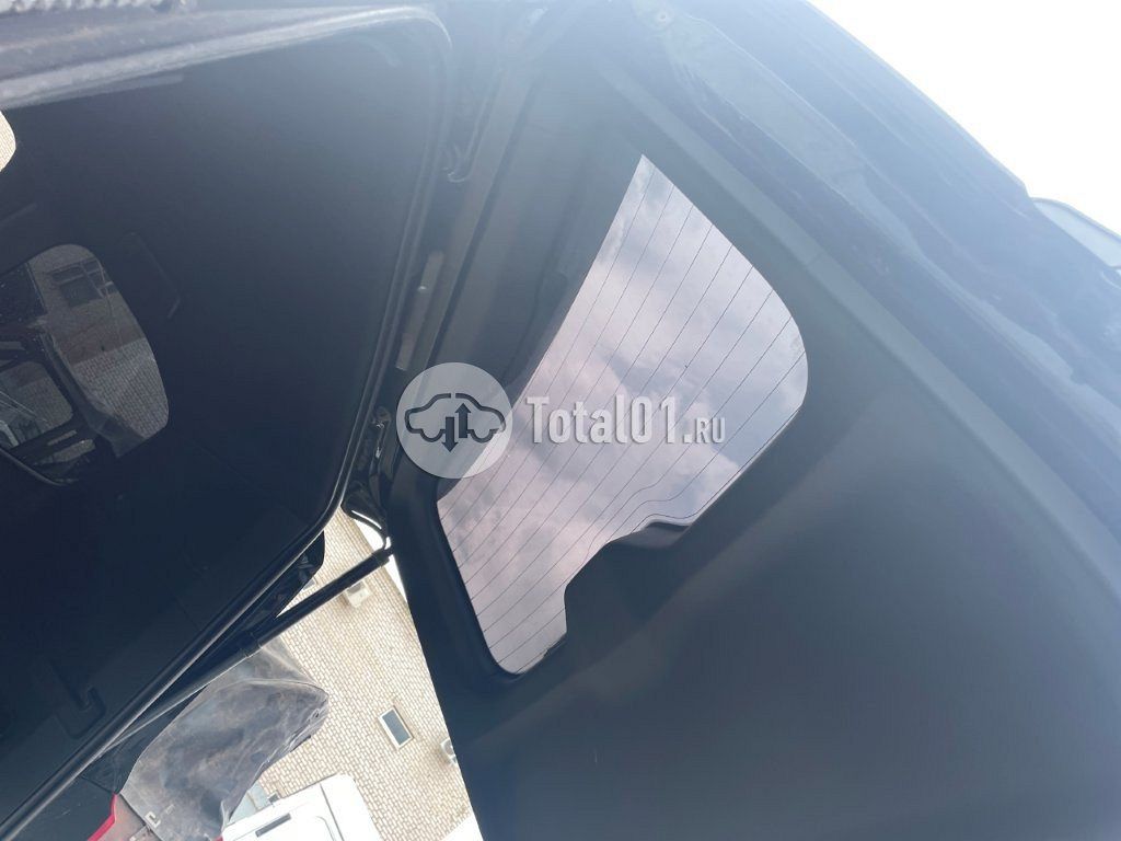 Фото Toyota Land Cruiser 96