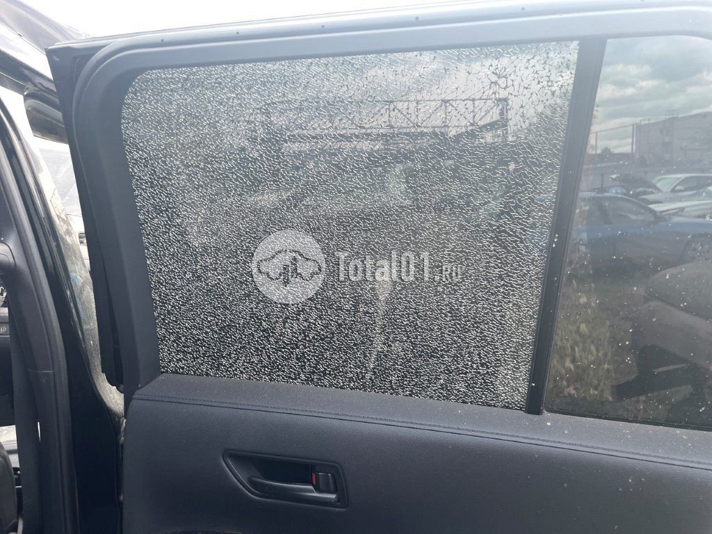 Фото Toyota Land Cruiser 104