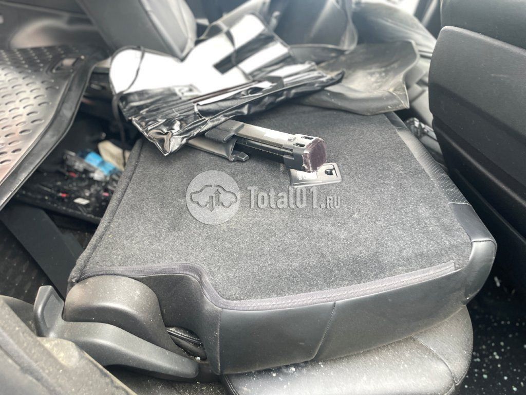 Фото Toyota Land Cruiser 132