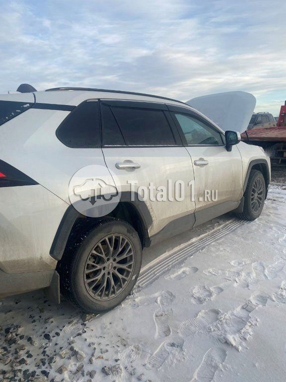 Фото Toyota RAV4 10