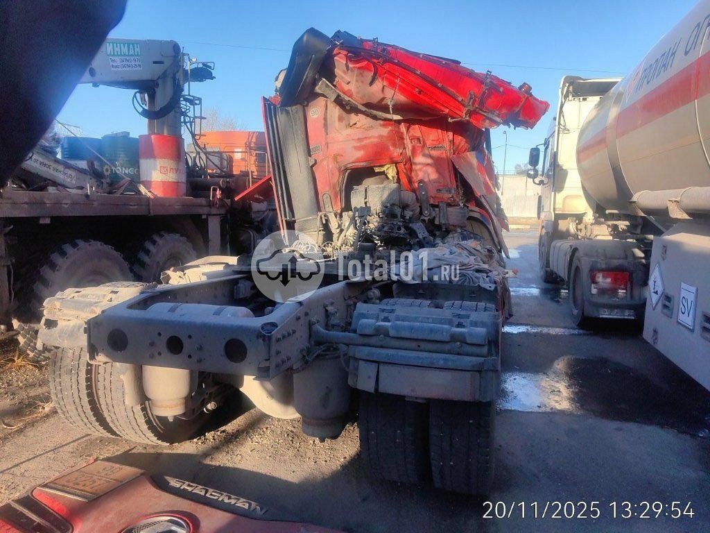 Фото Shacman SX4188YY381 6