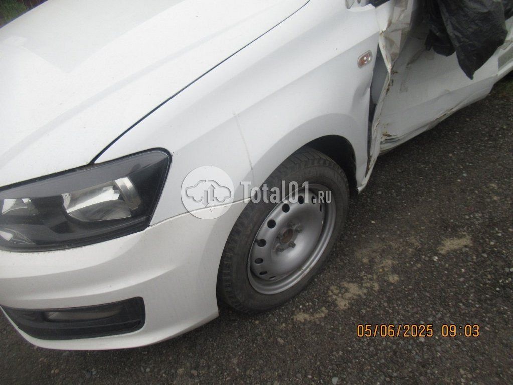 Фото Volkswagen Polo 6