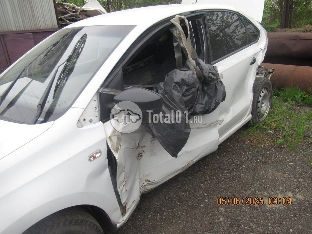 Фото Volkswagen Polo 18
