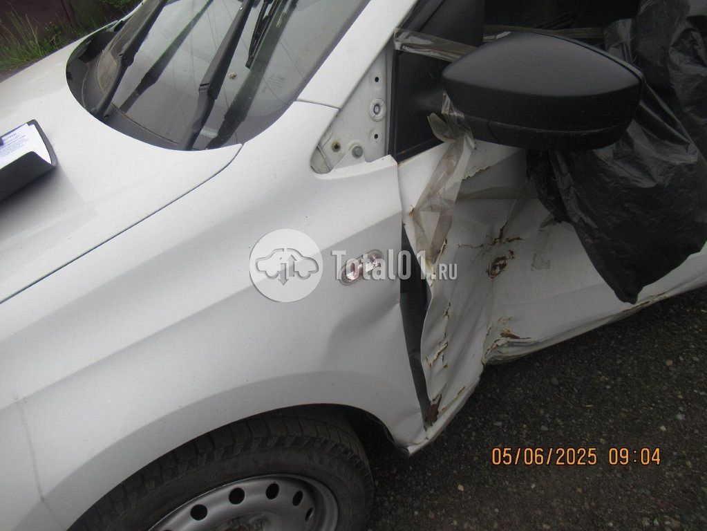 Фото Volkswagen Polo 22