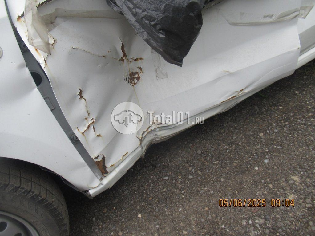 Фото Volkswagen Polo 28
