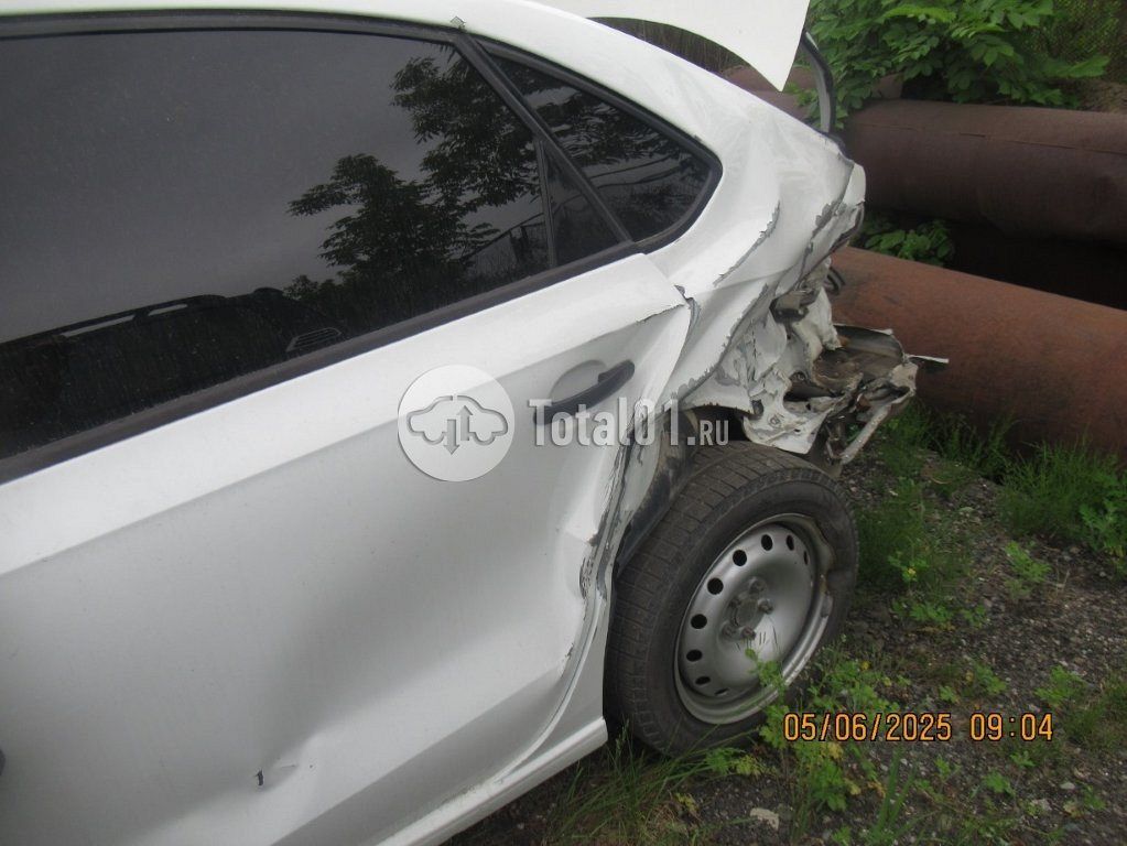 Фото Volkswagen Polo 32
