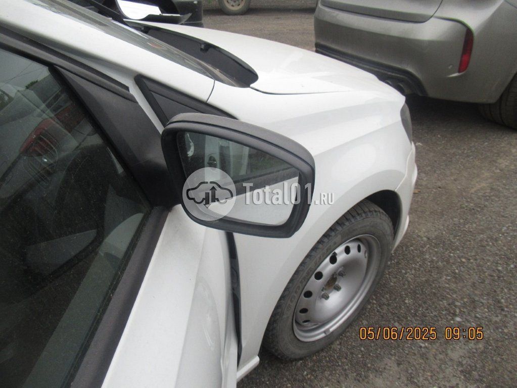 Фото Volkswagen Polo 84