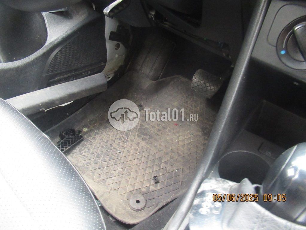 Фото Volkswagen Polo 90