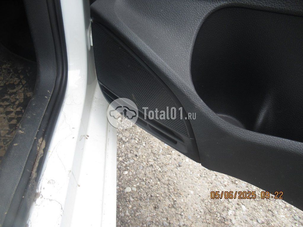Фото Volkswagen Polo 164