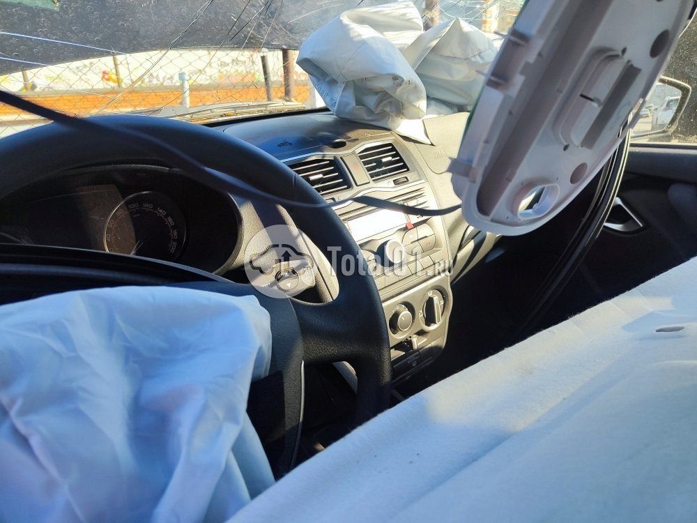 Фото ВАЗ (LADA) Granta 16