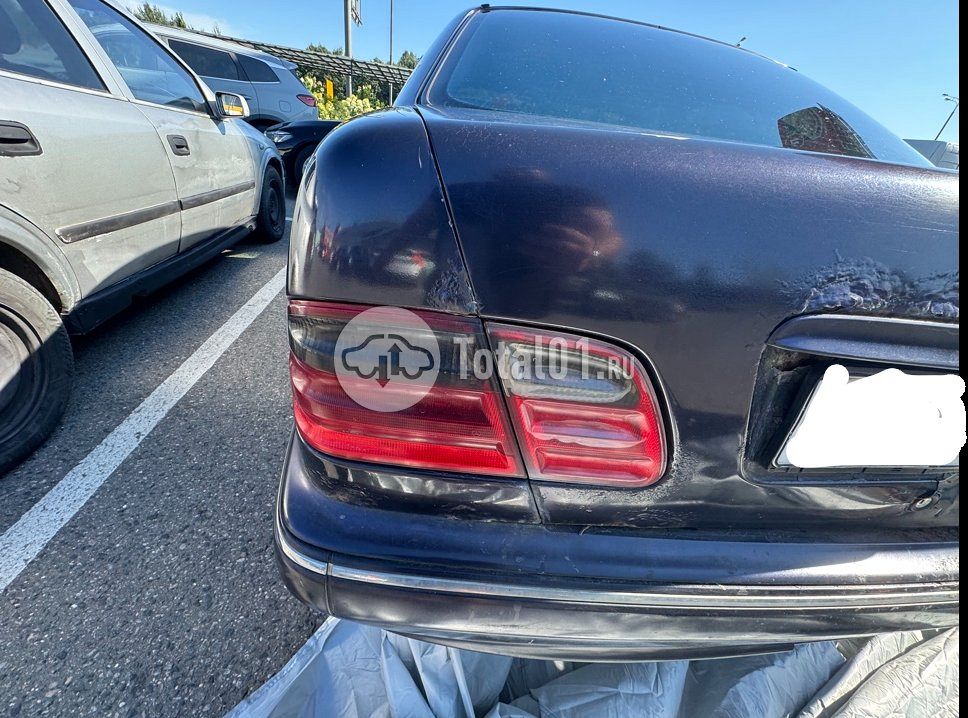 Фото Mercedes-Benz E-класс 10
