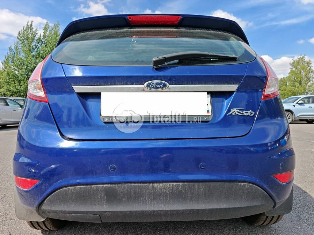 Фото Ford Fiesta 26