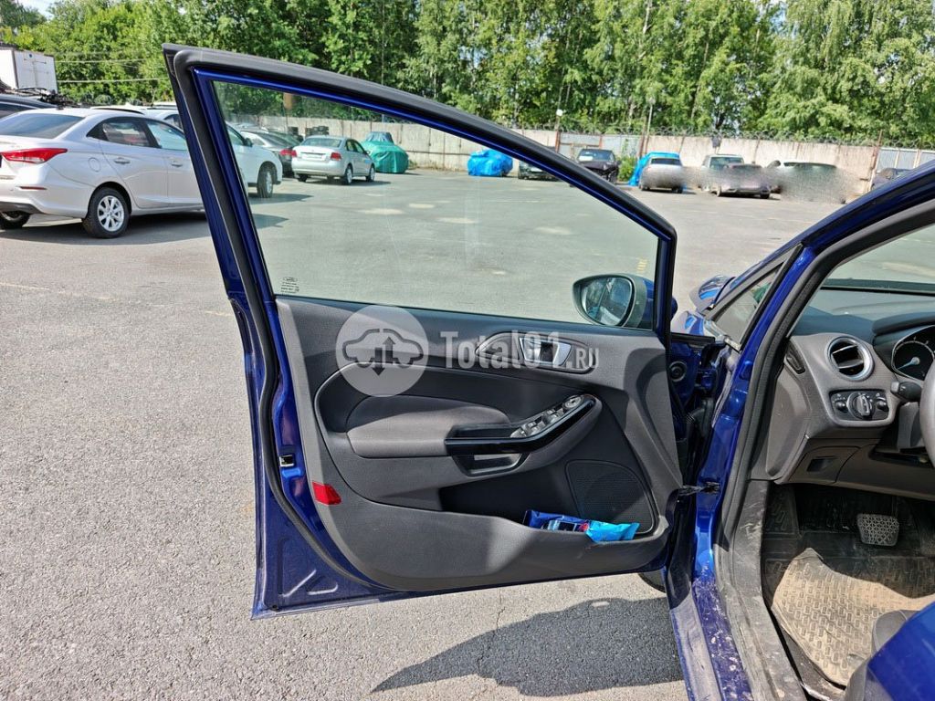 Фото Ford Fiesta 62