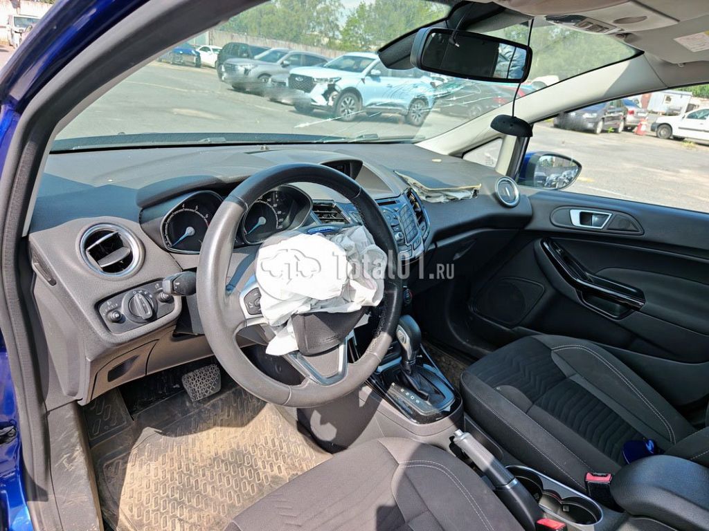 Фото Ford Fiesta 74