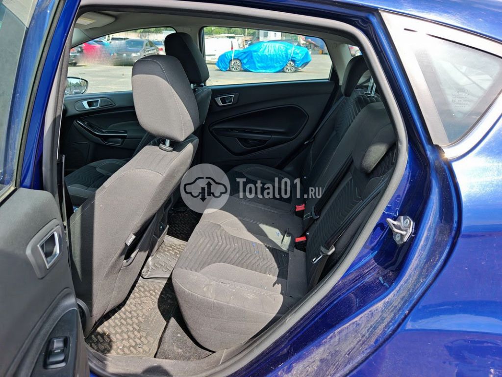 Фото Ford Fiesta 80