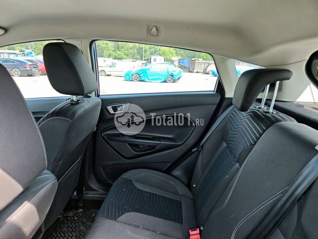 Фото Ford Fiesta 84