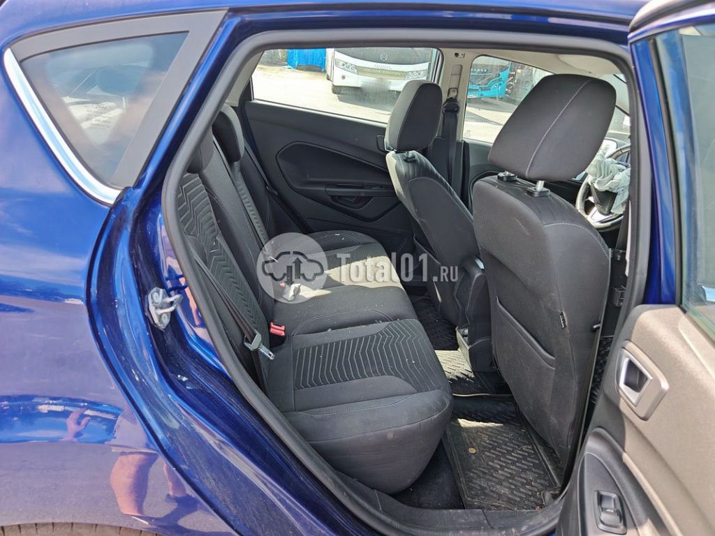 Фото Ford Fiesta 114