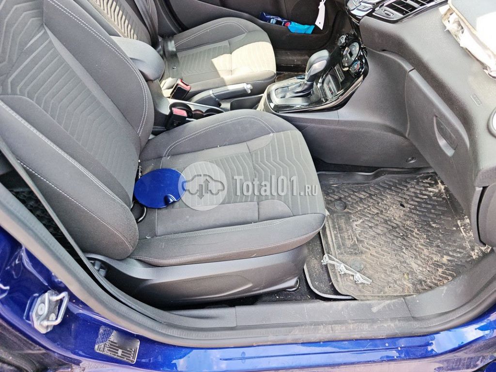 Фото Ford Fiesta 126